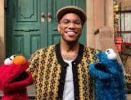 It is the Season on SESAME STREET – My Favorite Holidays!